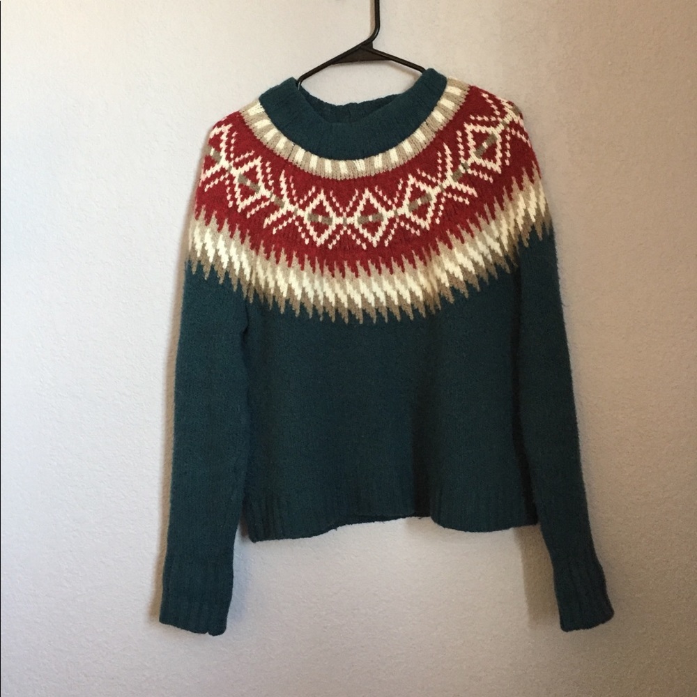 Women’s sweater
